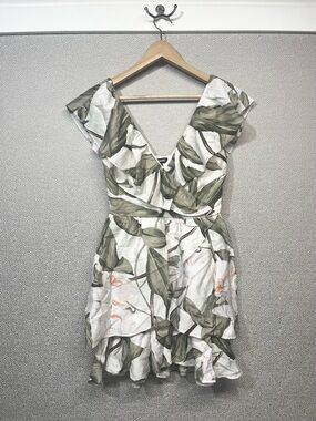 🆕 XS Express Tropical V-Neck Smocked Ruffle Dress NWT